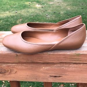 👡 Coldwater Creek Chestnut Pebble Leather Flats
